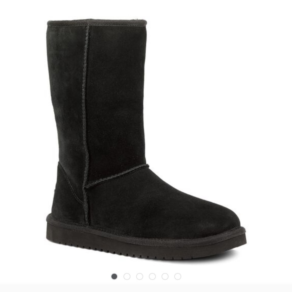 Koolaburra Ugg boots BRAND NEW in box never worn! Cozy tall winter boot